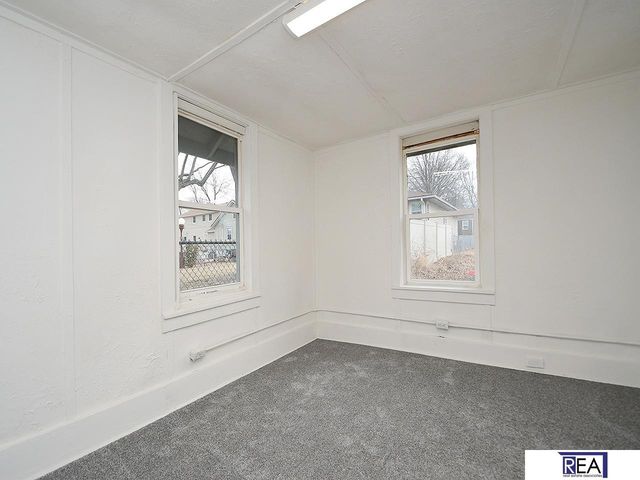 2330 N 69 Street, Omaha, NE 68104