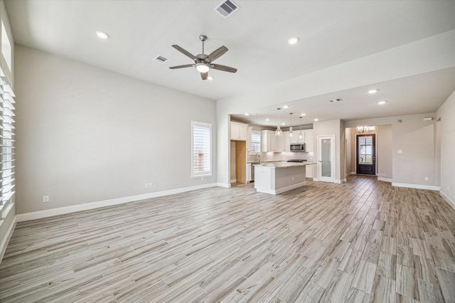 10210 Water Harbor Drive, Missouri City, TX 77459