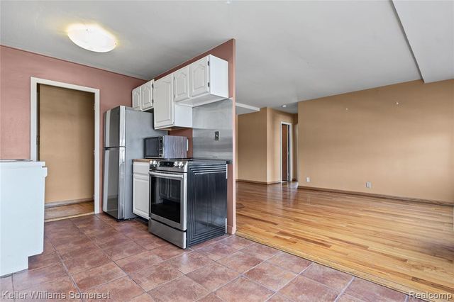8900 Jefferson Avenue 204, Detroit, MI 48214