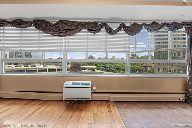 8900 Jefferson Avenue 204, Detroit, MI 48214