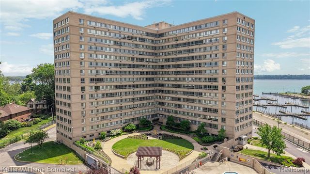 8900 Jefferson Avenue 204, Detroit, MI 48214