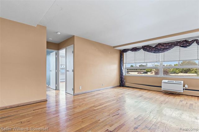 8900 Jefferson Avenue 204, Detroit, MI 48214