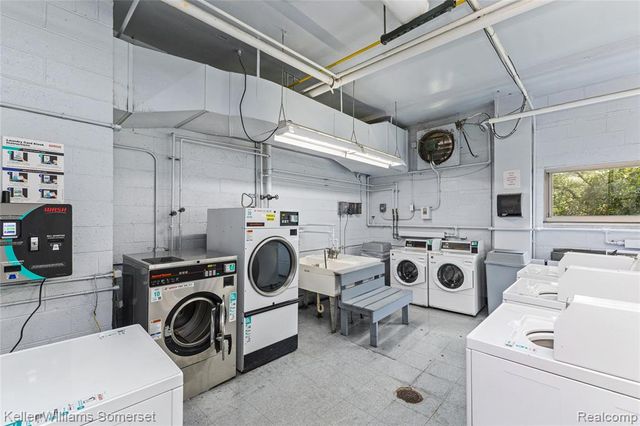 8900 Jefferson Avenue 204, Detroit, MI 48214