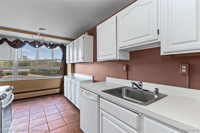8900 Jefferson Avenue 204, Detroit, MI 48214