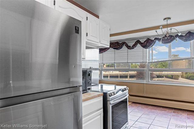 8900 Jefferson Avenue 204, Detroit, MI 48214