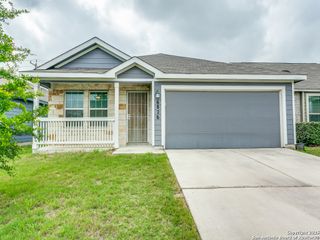 6826 Hibiscus Falls, San Antonio, TX 78218