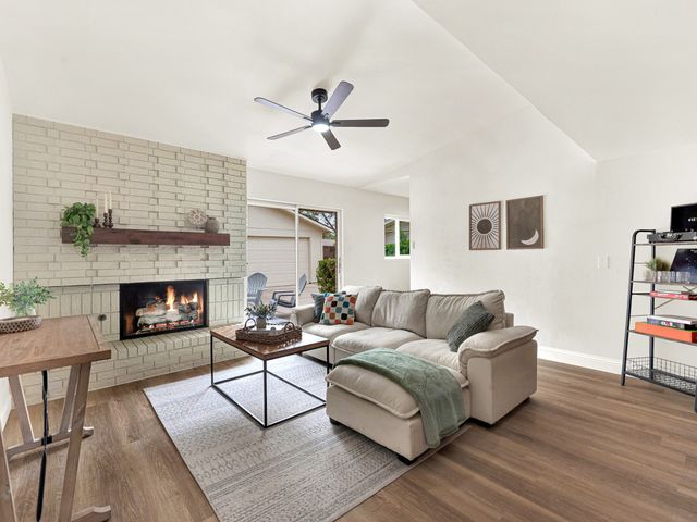 914 Prestwick Lane, Richardson, TX 75080