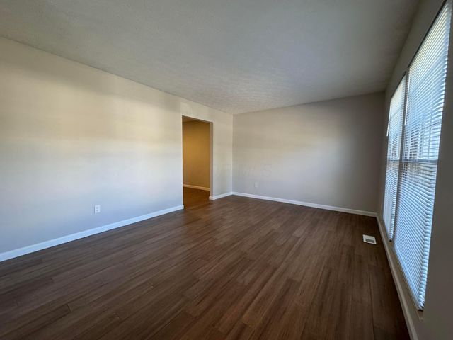 361 Saint Thomas Drive, Westerville, OH 43081