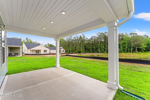 818 Haw Creek Avenue NE, Winnabow, NC 28479