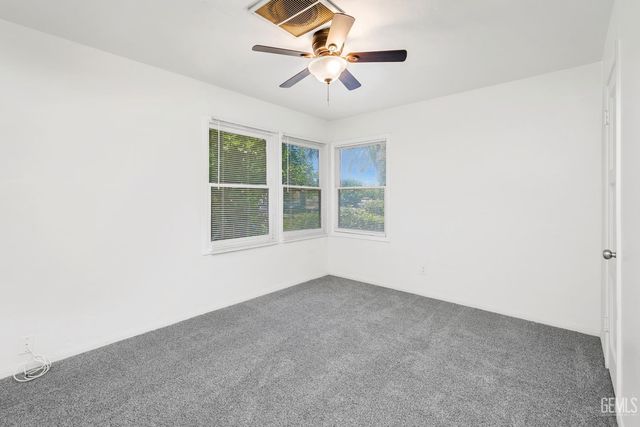 228 Donna Avenue, Bakersfield, CA 93304
