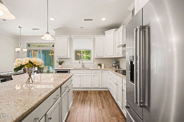 108 Aldenwood Place, Apex, NC 27539