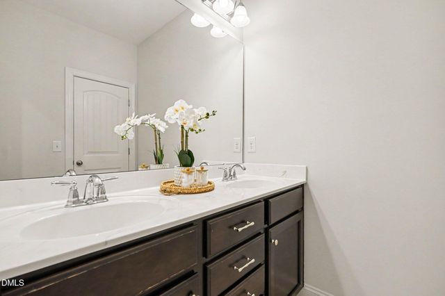 108 Aldenwood Place, Apex, NC 27539