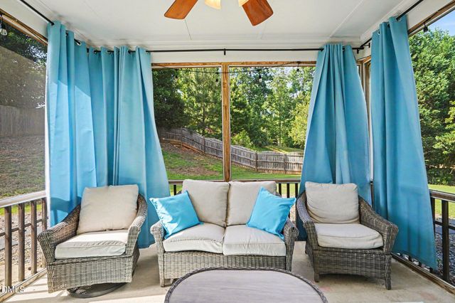 108 Aldenwood Place, Apex, NC 27539