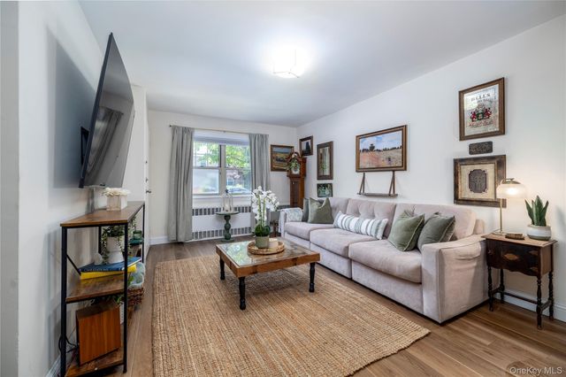 411 Merrick Road A, Rockville Centre, NY 11570