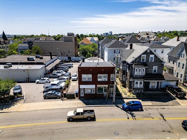 272 Sawyer St, New Bedford, MA 02746
