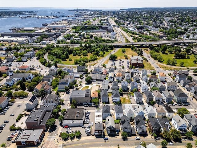272 Sawyer St, New Bedford, MA 02746