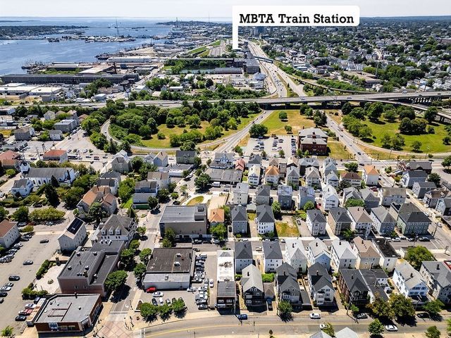 272 Sawyer St, New Bedford, MA 02746