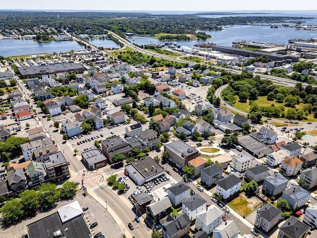 272 Sawyer St, New Bedford, MA 02746