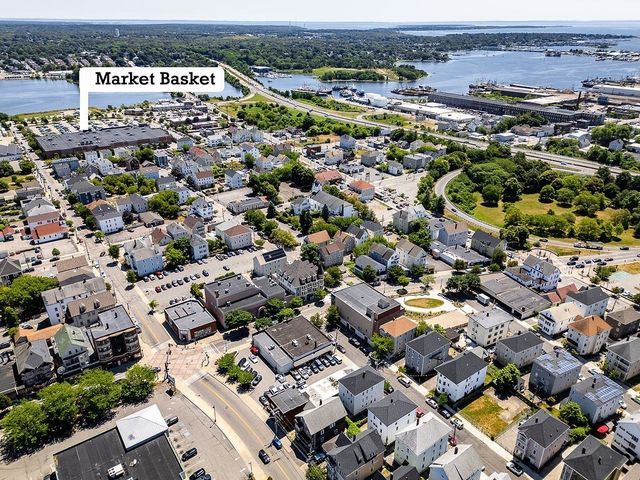 272 Sawyer St, New Bedford, MA 02746