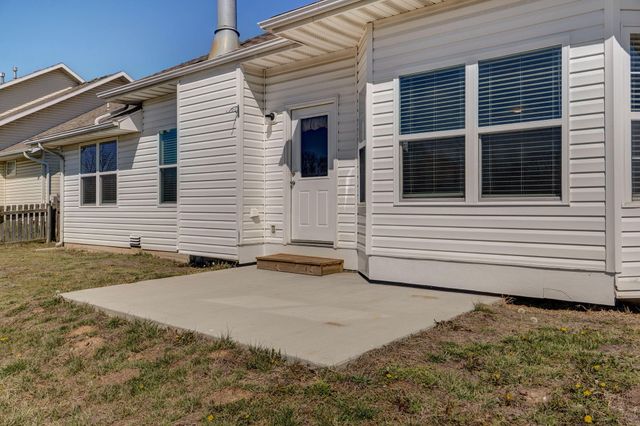 2782 W Lasalle Street, Springfield, MO 65807