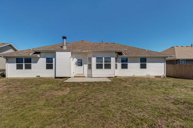 2782 W Lasalle Street, Springfield, MO 65807
