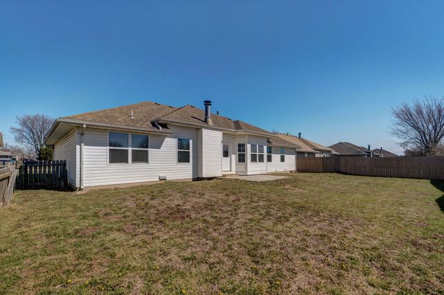 2782 W Lasalle Street, Springfield, MO 65807
