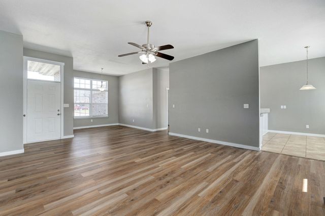 2782 W Lasalle Street, Springfield, MO 65807