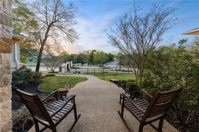 3401 Mahogany Drive, Bryan, TX 77807