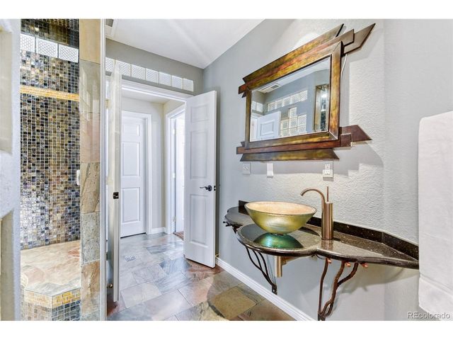 1011 S Valentia St 81, Denver, CO 80247