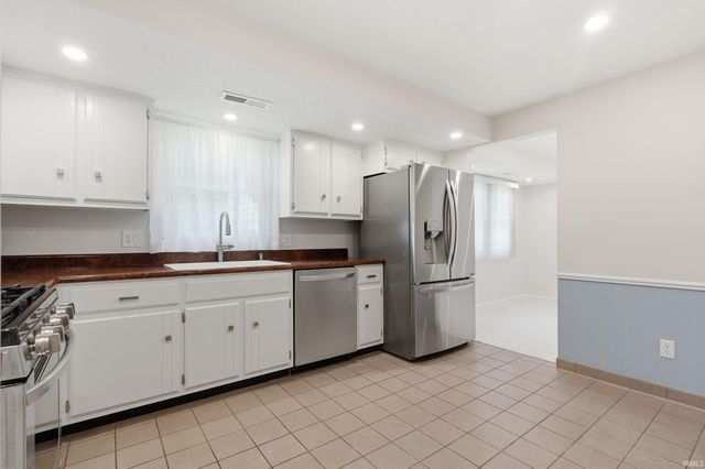 5613 Lionel Drive, Fort Wayne, IN 46815