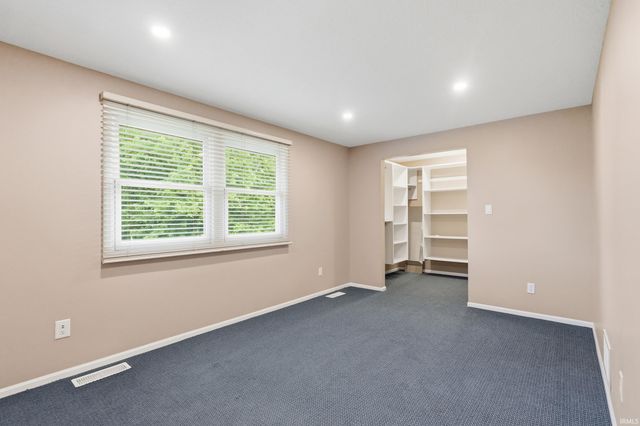 5613 Lionel Drive, Fort Wayne, IN 46815