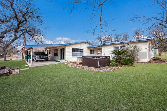 409 S Timberhill, Marble Falls, TX 78654