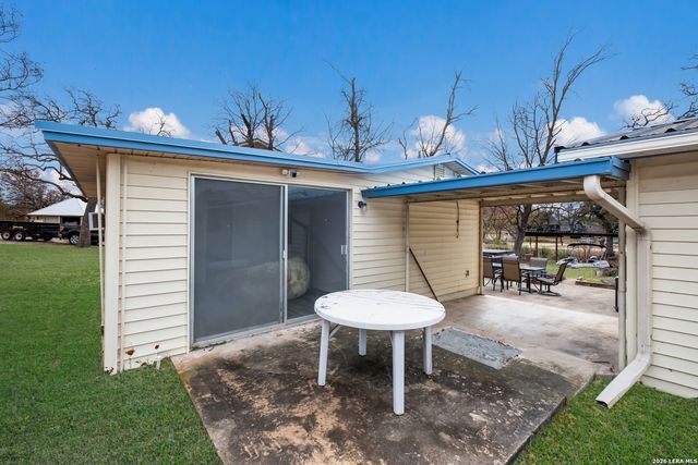 409 S Timberhill, Marble Falls, TX 78654