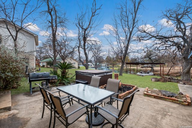 409 S Timberhill, Marble Falls, TX 78654