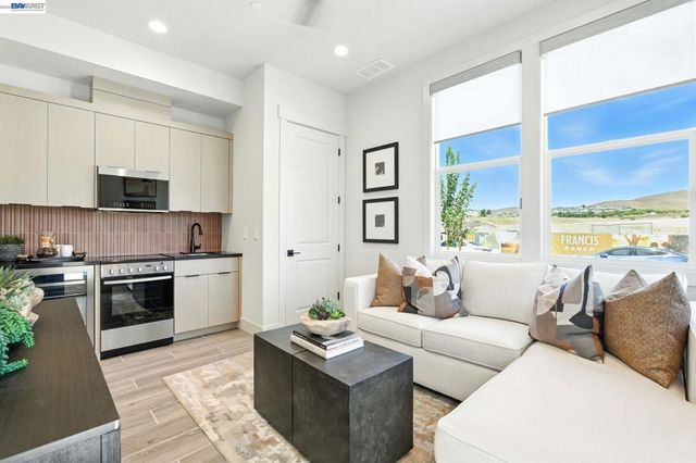 4237 Langley Road, Dublin, CA 94568