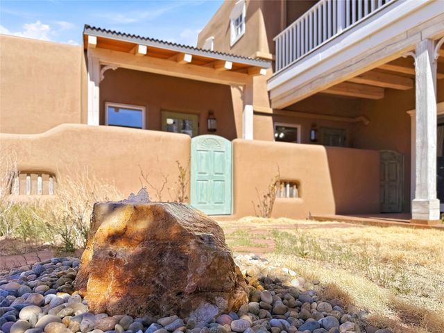 39 Gopeyka Canyon, Cerrillos, NM 87010
