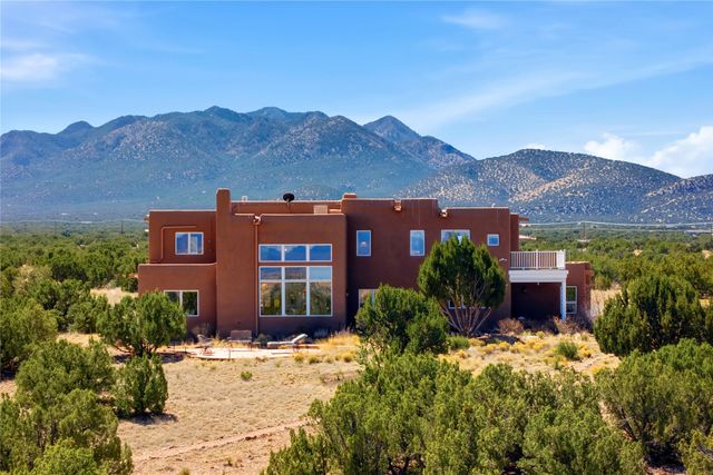 39 Gopeyka Canyon, Cerrillos, NM 87010