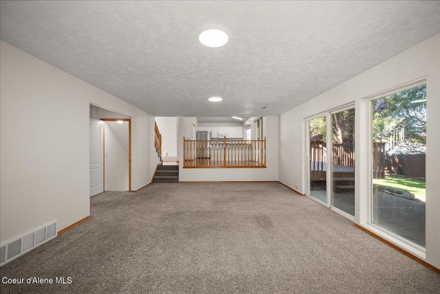 924 N Homestead Dr, Liberty Lake, WA 99019