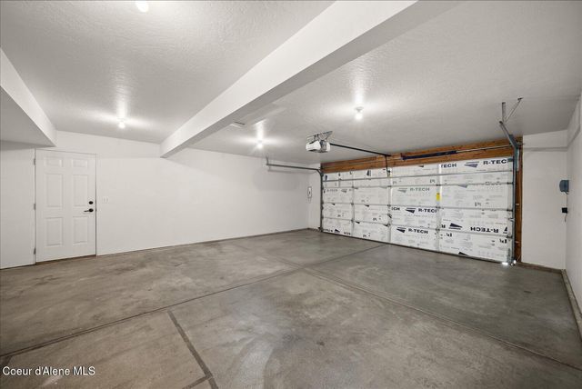 924 N Homestead Dr, Liberty Lake, WA 99019