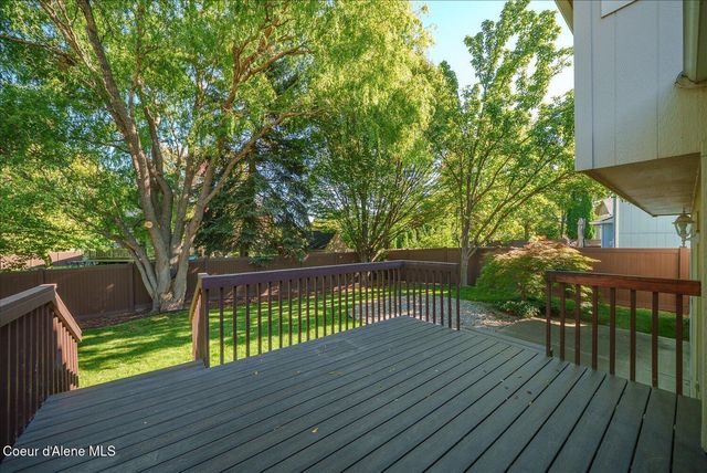 924 N Homestead Dr, Liberty Lake, WA 99019