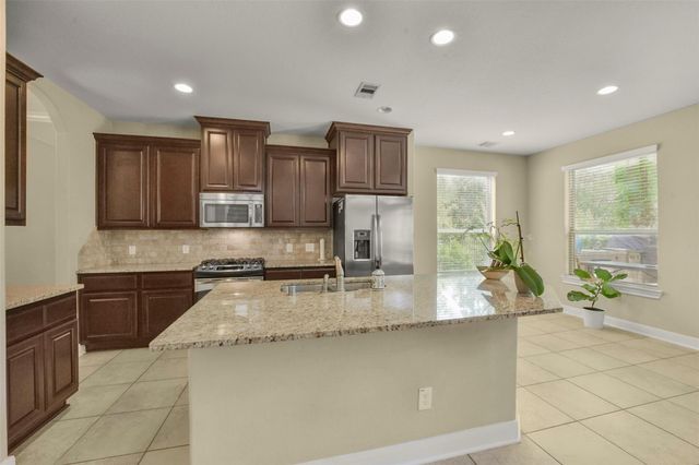 110 N Victoriana Circle, The Woodlands, TX 77389