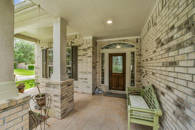 110 N Victoriana Circle, The Woodlands, TX 77389