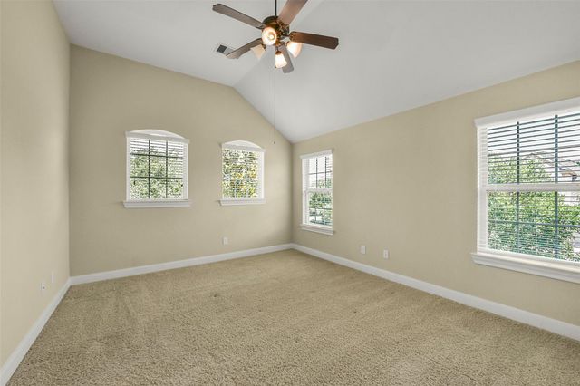 110 N Victoriana Circle, The Woodlands, TX 77389