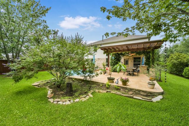 110 N Victoriana Circle, The Woodlands, TX 77389