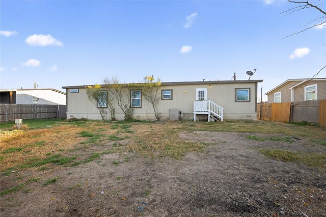 2674 Cotton Gin RD, Kyle, TX 78640