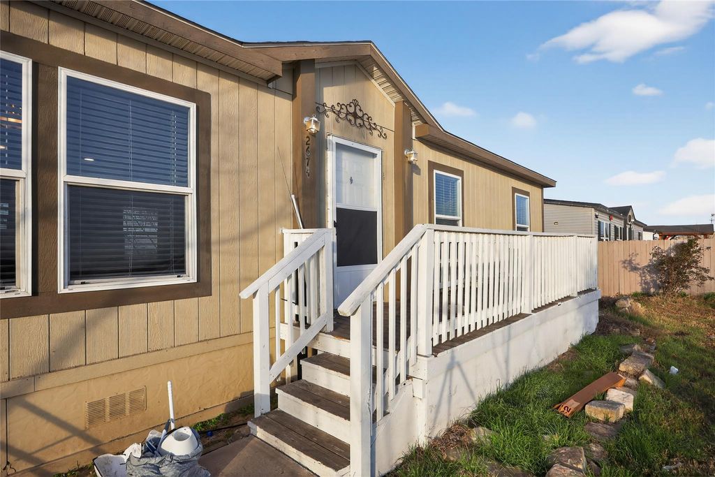 2674 Cotton Gin RD, Kyle, TX 78640