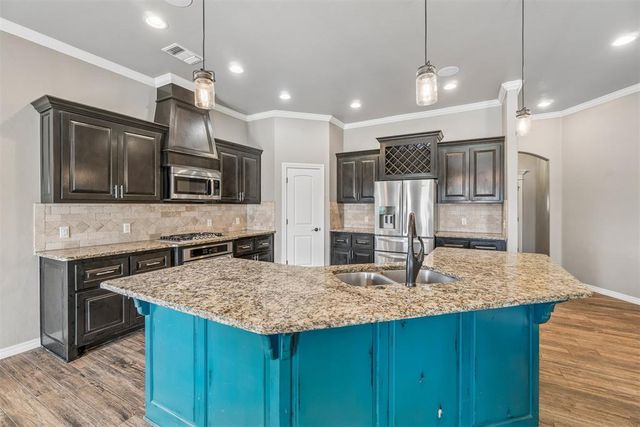 4808 Wister Lane, Edmond, OK 73025