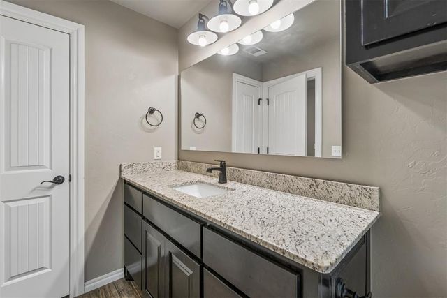 4808 Wister Lane, Edmond, OK 73025