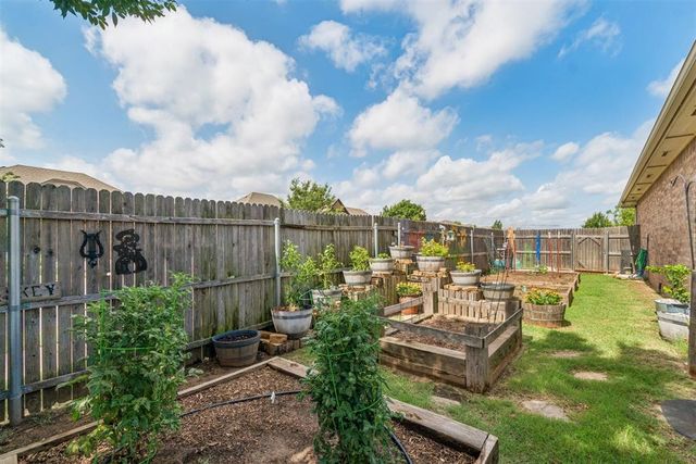 4808 Wister Lane, Edmond, OK 73025