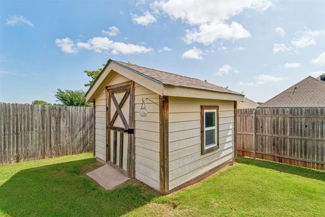 4808 Wister Lane, Edmond, OK 73025